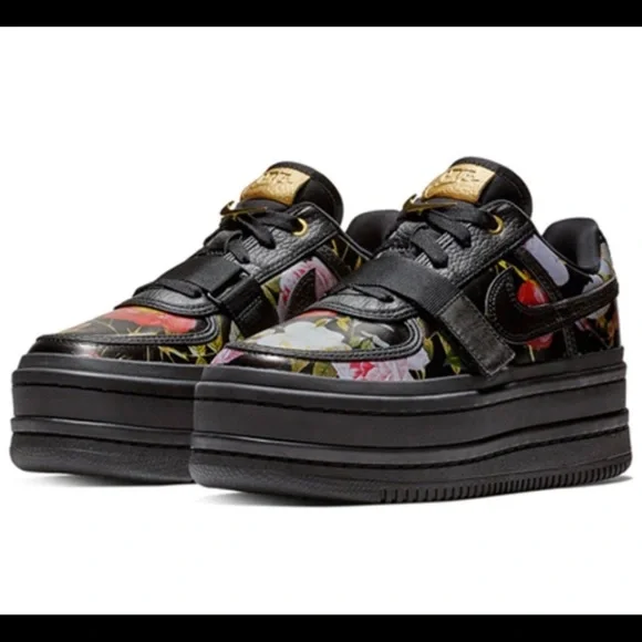 Nike Vandal 2K LX Floral Black Gold Platform Women’s Size 7.5, New In Box - Picture 2 of 5